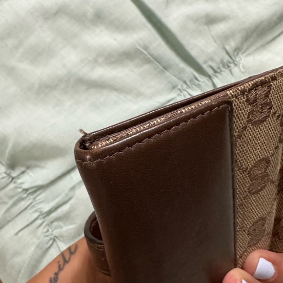 Authentic,Gucci monogram wallet with coin compartment and card slots. Preloved! - Picture 7 of 9